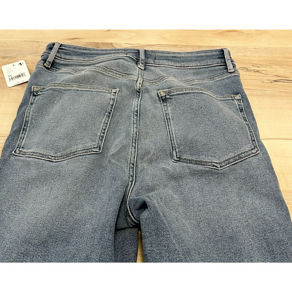 WE THE FREE Free People 31 Jeans Light Wash High Rise Button Fly Raw Hem New - Picture 6 of 14